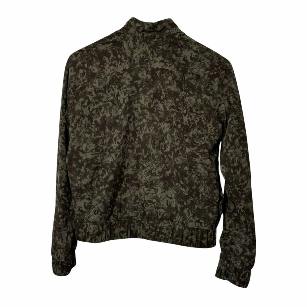 Lululemon Bombs Away Jacket *Black/Summer Shade Medium Olive Dark - Picture 9 of 13